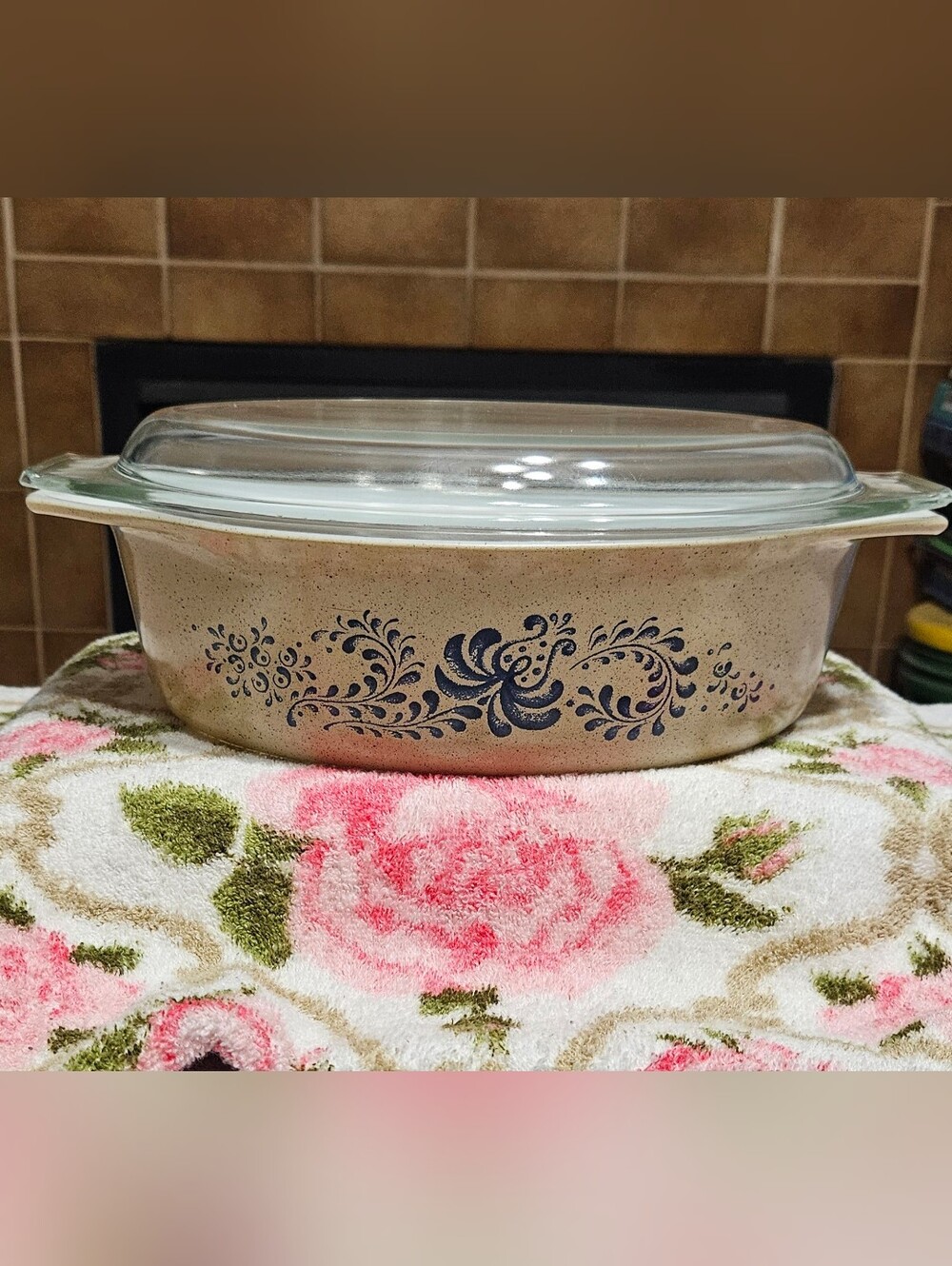 Vintage Homestead Oval Casserole